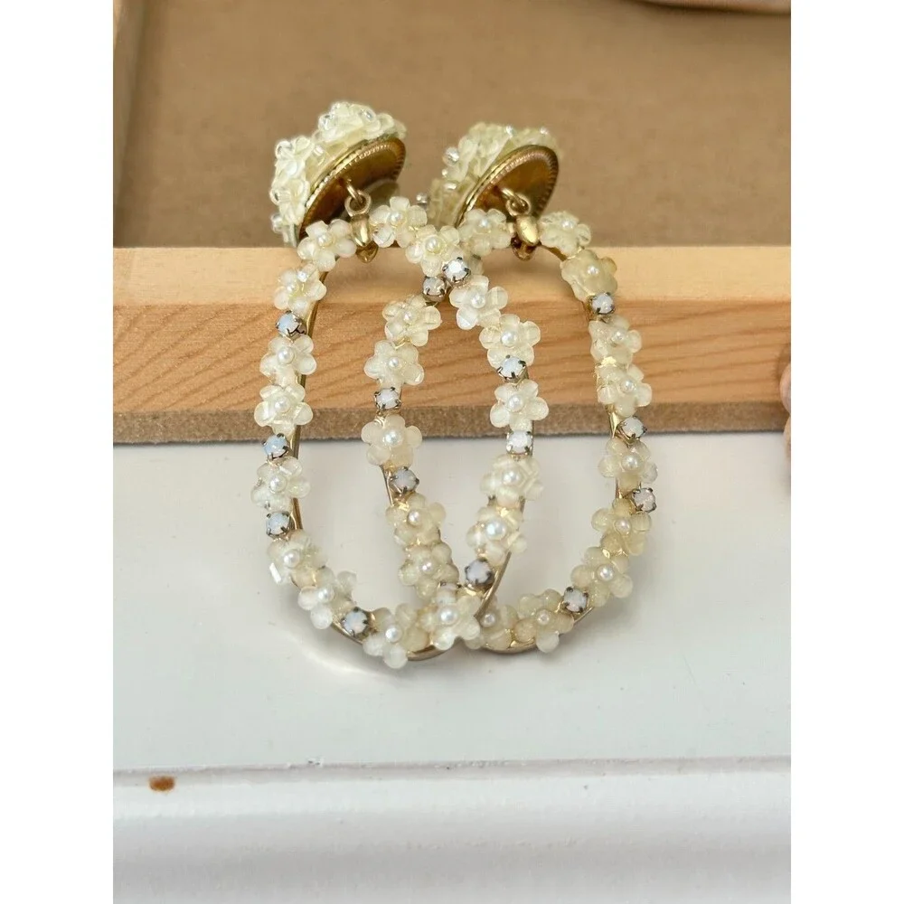 Hydrangea White Cluster Dangle Earrings Gold Tone Floral Drop Bridal Jewelry - Picture 2 of 5